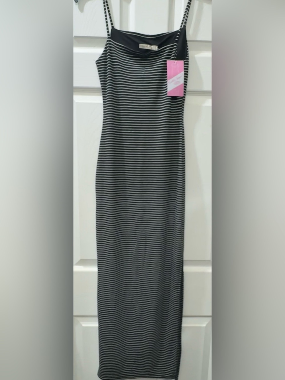 Heart N Hips Black/White Striped Maxi Dress Scoop Neck Stretch; Size S
